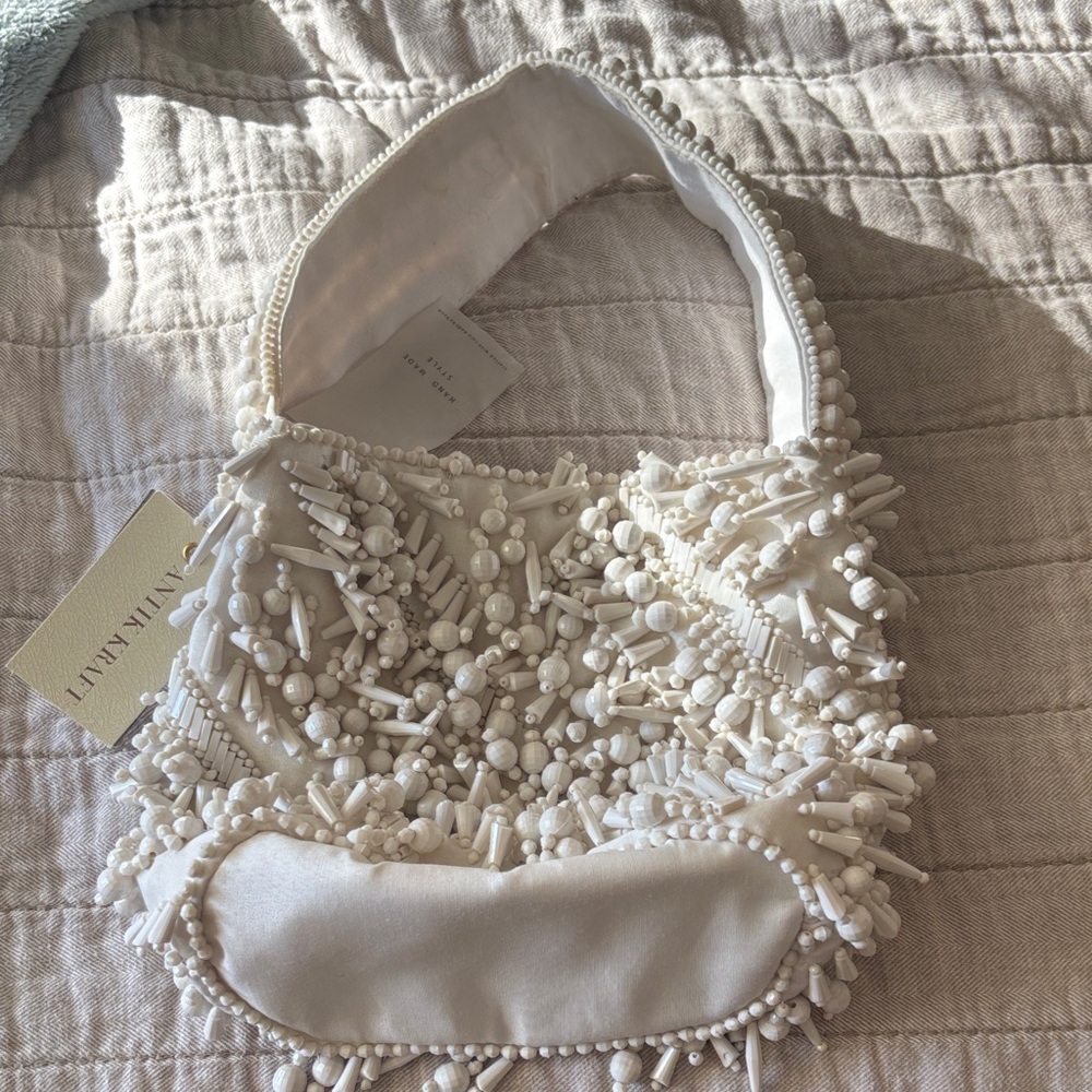 Antik Kraft Ivory Beaded Tote